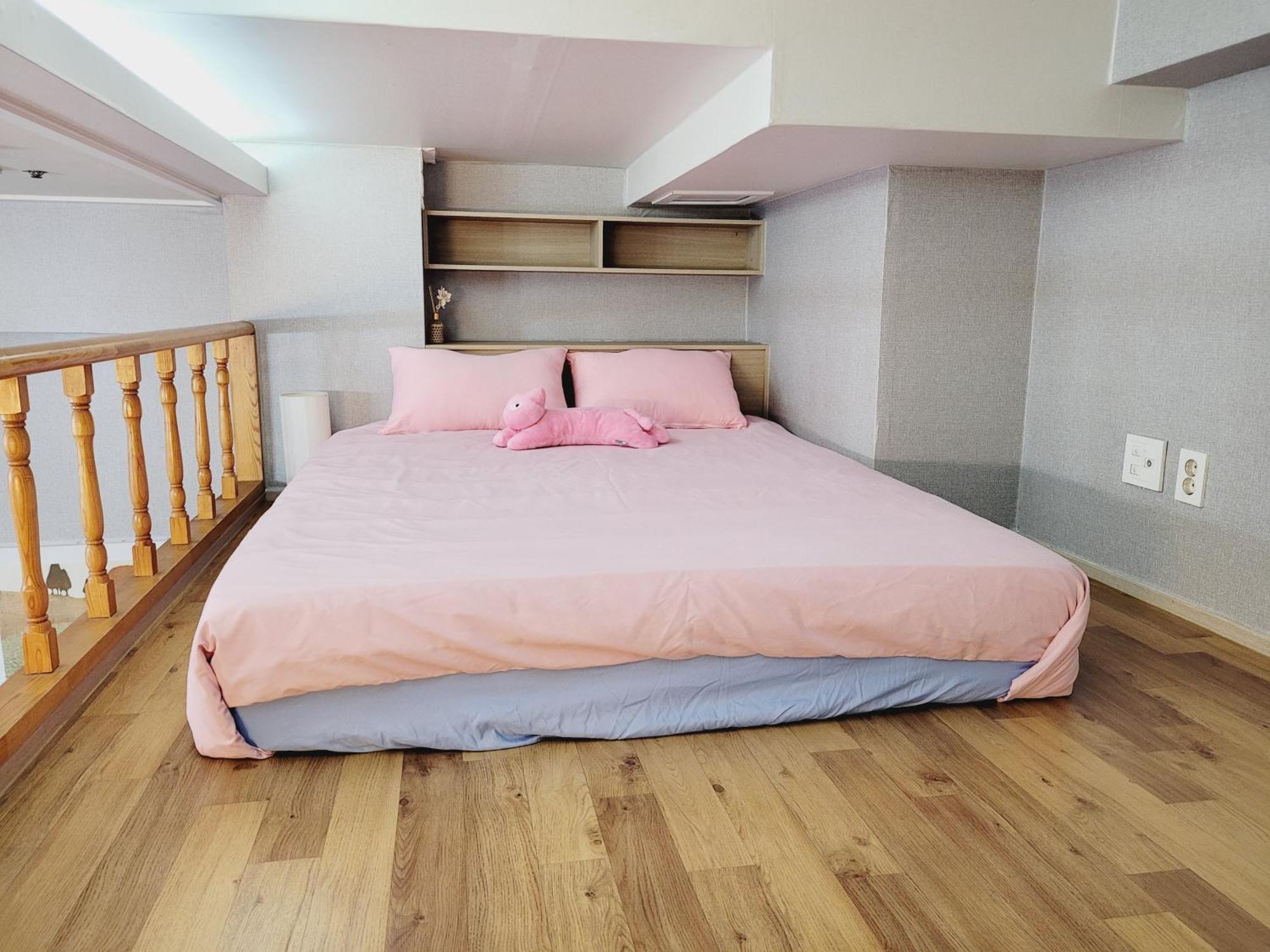 Travel House Apartamento Seul Quarto foto